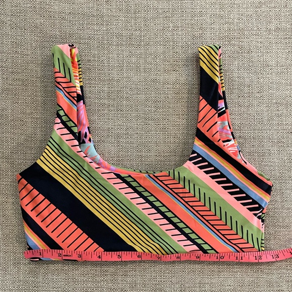 Maaji Reversible Tankini Swim Top Swimwear Women’s Size M NWOT - Picture 4 of 6